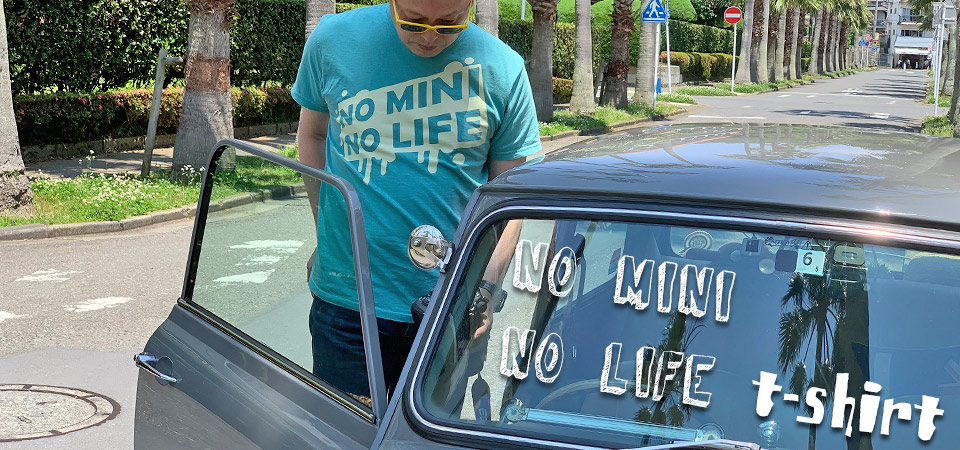 NO MINI NO LIFE Tシャツ